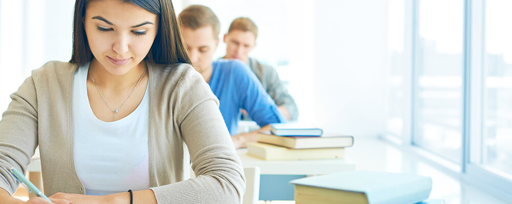 Преподаватель русского языка как иностранного